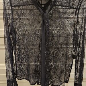 Ladies lace navy shirt